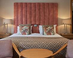 Fairlawns Hotel and Spa