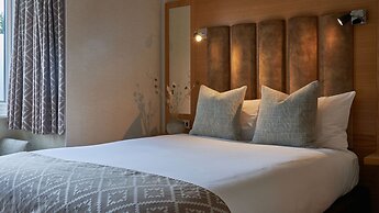 Fairlawns Hotel and Spa