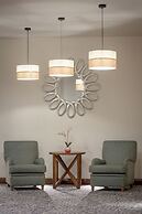 Stratford Manor Hotel