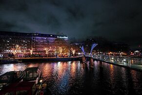 The Bristol Hotel