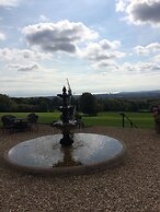 New House Country Hotel