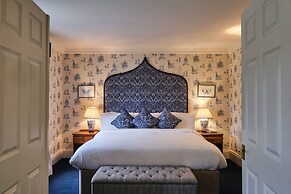 New House Country Hotel