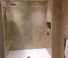 New House Country Hotel