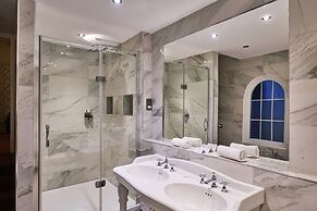 New House Country Hotel