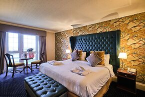 New House Country Hotel