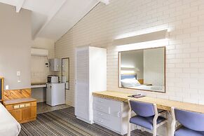 Wanderlight Motor Inn