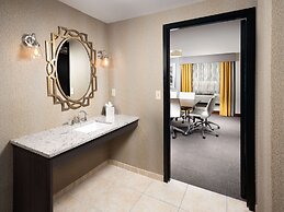 DoubleTree by Hilton Hotel Chattanooga Downtown