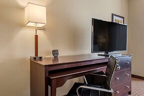 Comfort Suites
