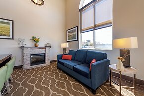 Comfort Inn & Suites Hays I-70