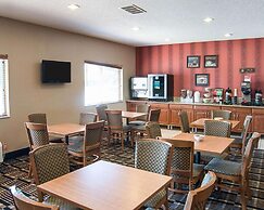 Quality Inn - In the business district