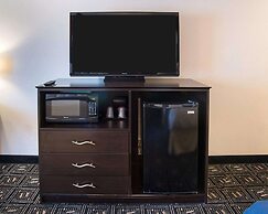 Quality Inn - In the business district