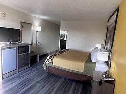 Super 8 by Wyndham Ft Stockton