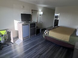 Super 8 by Wyndham Ft Stockton