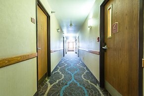 Quality Inn & Suites University