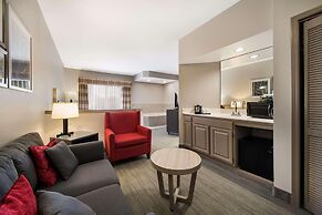 Country Inn & Suites by Radisson, Freeport, IL