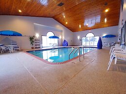 Country Inn & Suites by Radisson, Freeport, IL