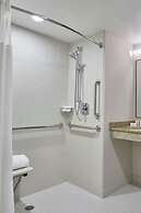 Fairfield Inn & Suites by Marriott Albany Airport