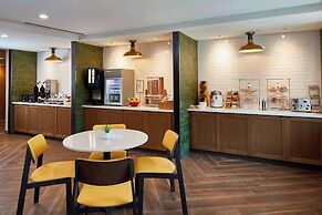 Fairfield Inn & Suites by Marriott Albany Airport