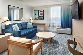 Hotel MDR Marina del Rey - a DoubleTree by Hilton