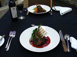 Delta Hotels by Marriott London Armouries