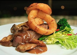 Delta Hotels by Marriott London Armouries