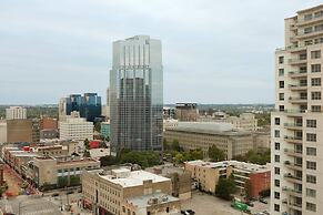 Delta Hotels by Marriott London Armouries