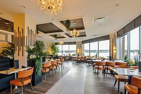 Holiday Inn Sydney - Waterfront by IHG