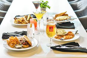 Holiday Inn Sydney - Waterfront by IHG