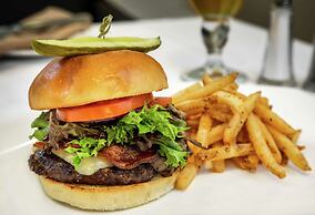 Hilton Mississauga/Meadowvale