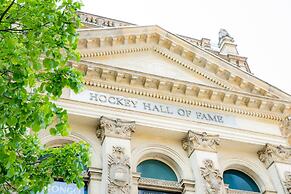 Chelsea Hotel, Toronto