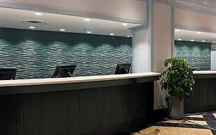 Chelsea Hotel, Toronto