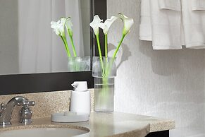 Chelsea Hotel, Toronto