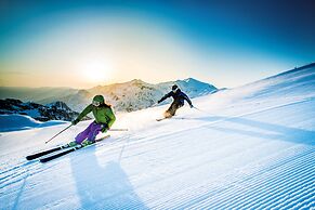 Hilton Whistler Resort & Spa