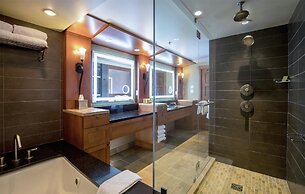 Hilton Whistler Resort & Spa