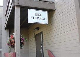 Tantalus Resort Lodge