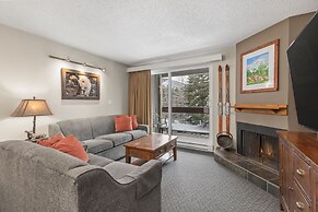 Tantalus Resort Lodge