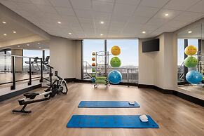 Radisson Blu Vancouver Airport Hotel & Marina