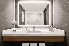 Radisson Blu Vancouver Airport Hotel & Marina
