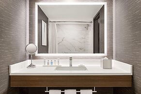 Radisson Blu Vancouver Airport Hotel & Marina