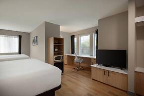 Days Inn by Wyndham Kelowna