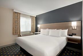 Days Inn by Wyndham Kelowna