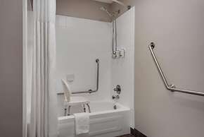 Days Inn by Wyndham Kelowna