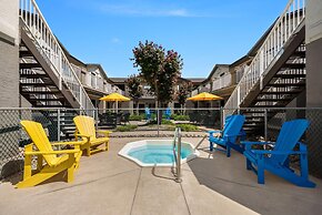 Days Inn by Wyndham Kelowna