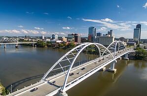 DoubleTree by Hilton Little Rock