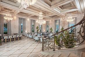 The Plaza - A Fairmont Managed Hotel