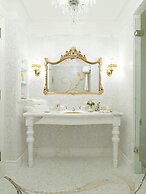 The Plaza - A Fairmont Managed Hotel