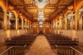 The Plaza - A Fairmont Managed Hotel