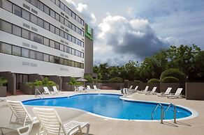 Holiday Inn by IHG