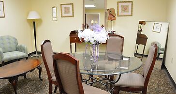 Baymont by Wyndham East Windsor Bradley Airport