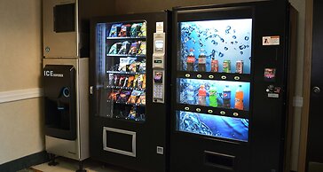 Baymont by Wyndham East Windsor Bradley Airport